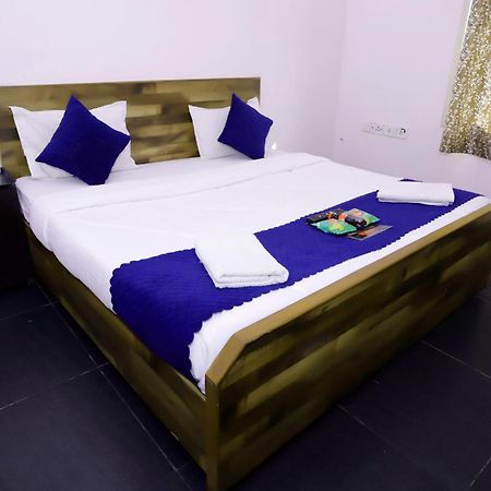 Hotel Warm Welcome - Noida Sector 51 Eksteriør bilde