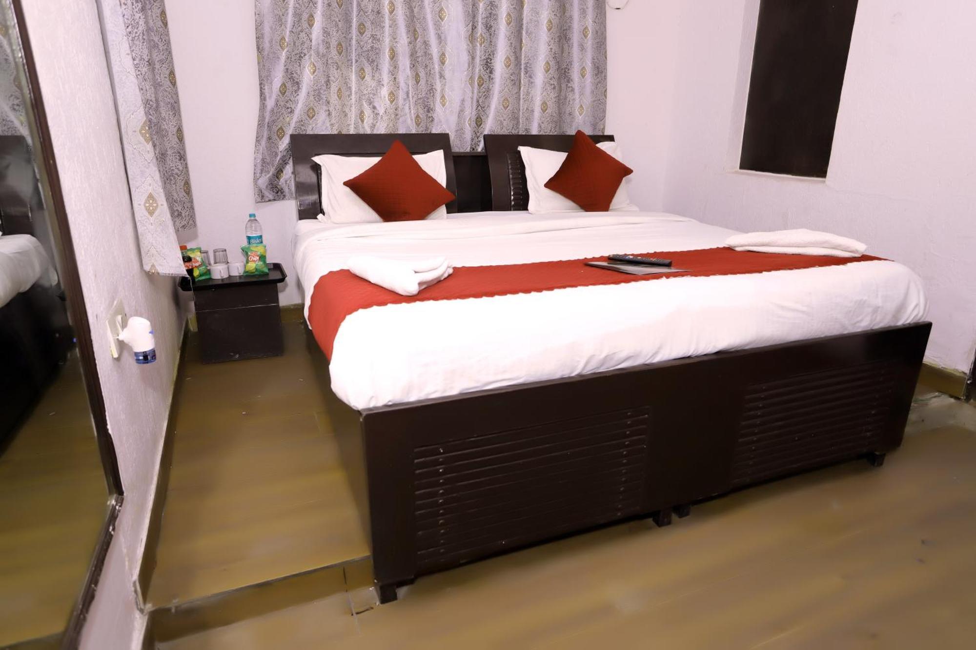 Hotel Warm Welcome - Noida Sector 51 Eksteriør bilde